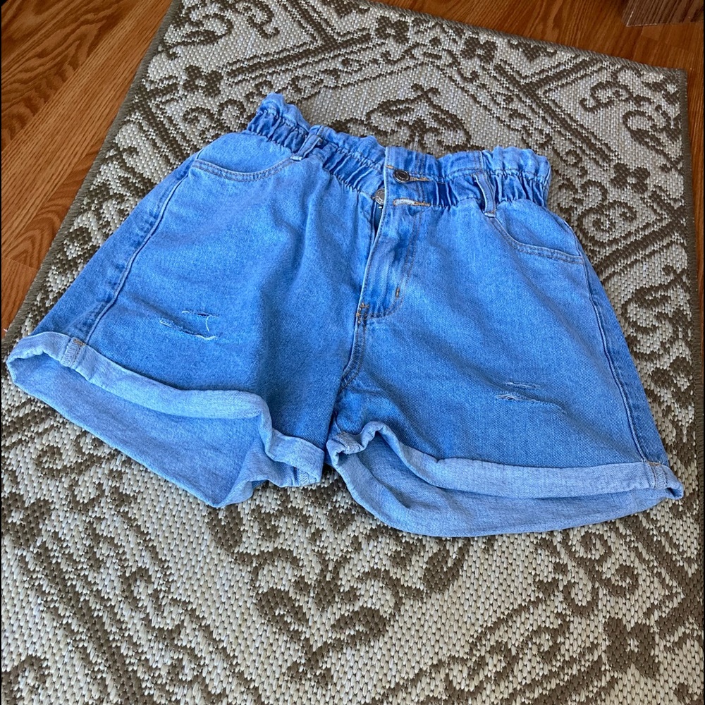 Aaron & Amber Light Denim Washed Distressed High Waist Shorts Size M